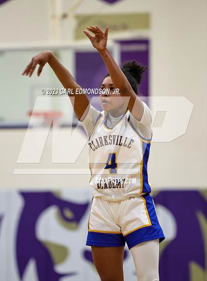 Thumbnail 1 in Clarksville Academy vs. Auburn photogallery.