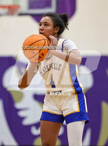 Thumbnail 3 in Clarksville Academy vs. Auburn photogallery.