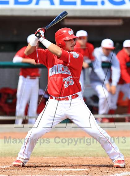 Thumbnail 2 in Harvard-Westlake vs. Mater Dei (National High School Invitational Championship) photogallery.