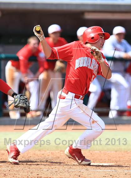 Thumbnail 3 in Harvard-Westlake vs. Mater Dei (National High School Invitational Championship) photogallery.