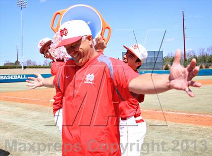 Thumbnail 2 in Harvard-Westlake vs. Mater Dei (National High School Invitational Championship) photogallery.