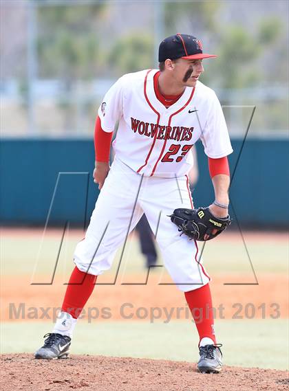 Thumbnail 2 in Harvard-Westlake vs. Mater Dei (National High School Invitational Championship) photogallery.