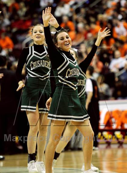 Thumbnail 2 in Holy Cross vs. Beaver Falls (PIAA Class AA Final) photogallery.