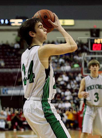 Thumbnail 2 in Holy Cross vs. Beaver Falls (PIAA Class AA Final) photogallery.