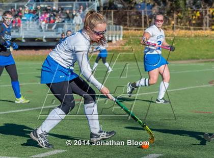 Thumbnail 3 in Darien vs. Glastonbury (CIAC Class L Final) photogallery.