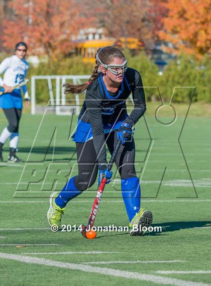 Thumbnail 2 in Darien vs. Glastonbury (CIAC Class L Final) photogallery.