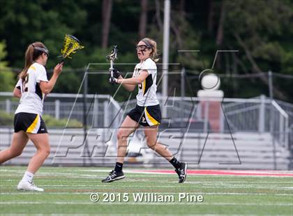 Thumbnail 2 in Mount Sinai vs. Honeoye Falls-Lima (NYSPHSAA Class C Final) photogallery.