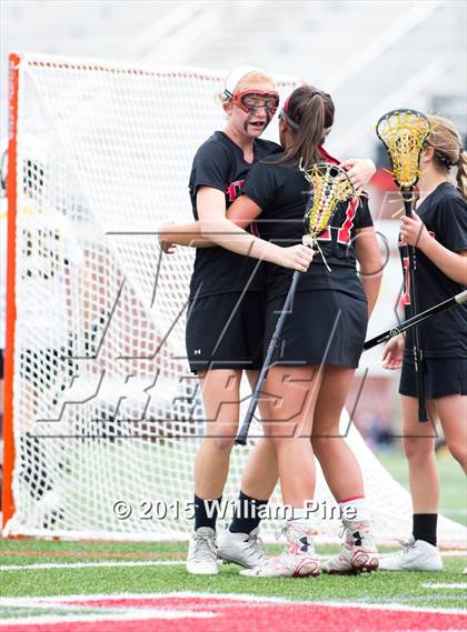 Thumbnail 3 in Mount Sinai vs. Honeoye Falls-Lima (NYSPHSAA Class C Final) photogallery.
