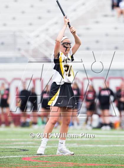 Thumbnail 2 in Mount Sinai vs. Honeoye Falls-Lima (NYSPHSAA Class C Final) photogallery.