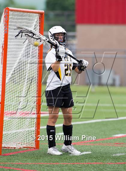 Thumbnail 3 in Mount Sinai vs. Honeoye Falls-Lima (NYSPHSAA Class C Final) photogallery.