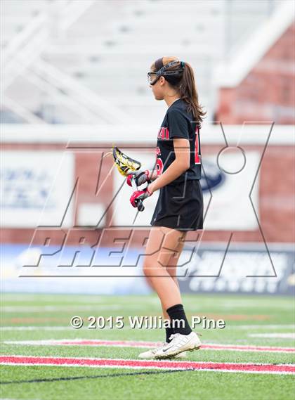 Thumbnail 2 in Mount Sinai vs. Honeoye Falls-Lima (NYSPHSAA Class C Final) photogallery.