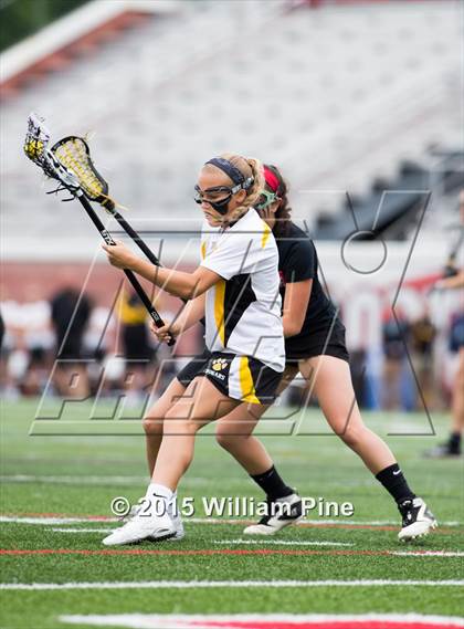 Thumbnail 2 in Mount Sinai vs. Honeoye Falls-Lima (NYSPHSAA Class C Final) photogallery.