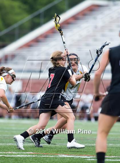 Thumbnail 2 in Mount Sinai vs. Honeoye Falls-Lima (NYSPHSAA Class C Final) photogallery.