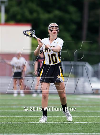 Thumbnail 2 in Mount Sinai vs. Honeoye Falls-Lima (NYSPHSAA Class C Final) photogallery.