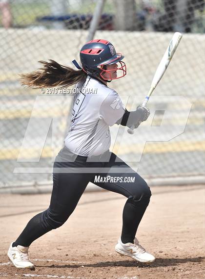 Thumbnail 3 in Mountain View vs. Mater Dei (Michelle Carew Classic) photogallery.