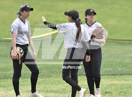 Thumbnail 2 in Mountain View vs. Mater Dei (Michelle Carew Classic) photogallery.