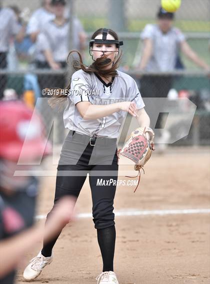 Thumbnail 2 in Mountain View vs. Mater Dei (Michelle Carew Classic) photogallery.