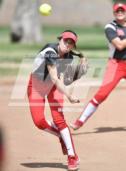Thumbnail 3 in Mountain View vs. Mater Dei (Michelle Carew Classic) photogallery.