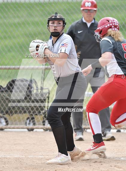 Thumbnail 1 in Mountain View vs. Mater Dei (Michelle Carew Classic) photogallery.