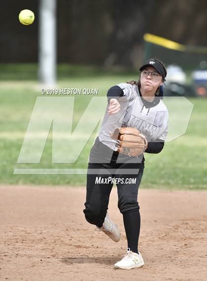 Thumbnail 3 in Mountain View vs. Mater Dei (Michelle Carew Classic) photogallery.
