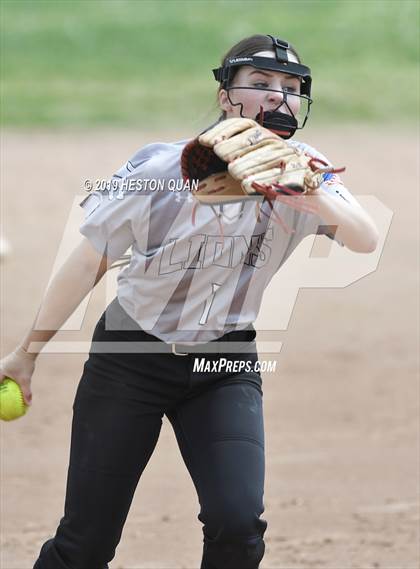 Thumbnail 2 in Mountain View vs. Mater Dei (Michelle Carew Classic) photogallery.