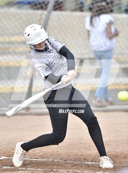 Thumbnail 2 in Mountain View vs. Mater Dei (Michelle Carew Classic) photogallery.