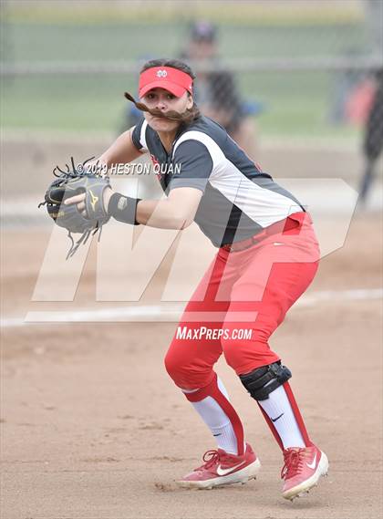 Thumbnail 2 in Mountain View vs. Mater Dei (Michelle Carew Classic) photogallery.