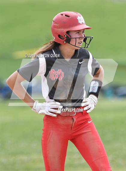 Thumbnail 2 in Mountain View vs. Mater Dei (Michelle Carew Classic) photogallery.