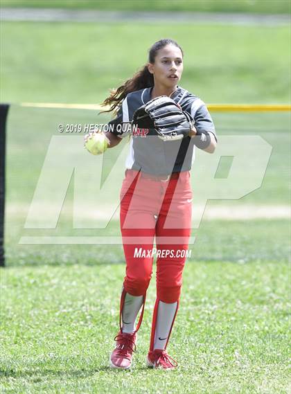 Thumbnail 1 in Mountain View vs. Mater Dei (Michelle Carew Classic) photogallery.