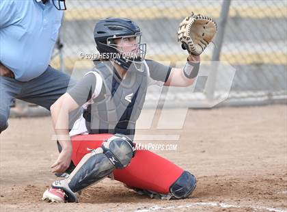 Thumbnail 3 in Mountain View vs. Mater Dei (Michelle Carew Classic) photogallery.
