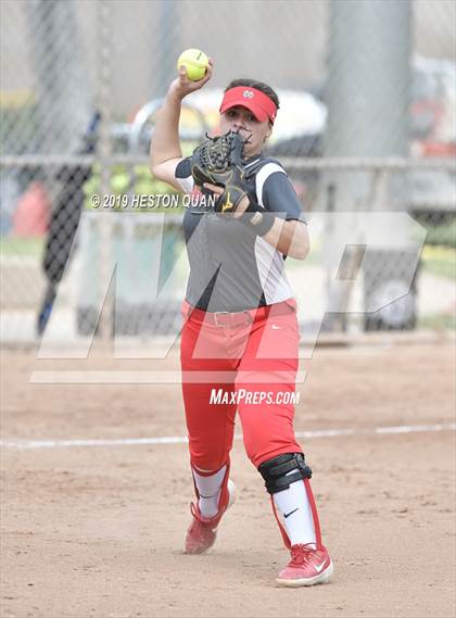 Thumbnail 1 in Mountain View vs. Mater Dei (Michelle Carew Classic) photogallery.