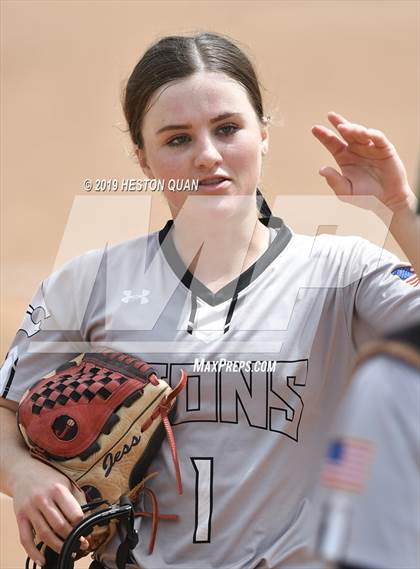 Thumbnail 1 in Mountain View vs. Mater Dei (Michelle Carew Classic) photogallery.