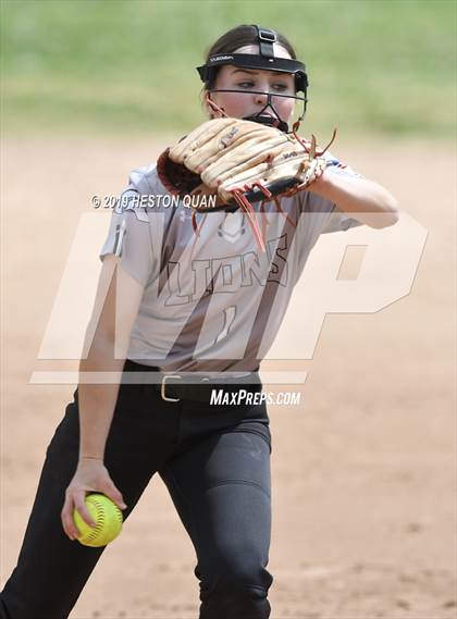 Thumbnail 1 in Mountain View vs. Mater Dei (Michelle Carew Classic) photogallery.