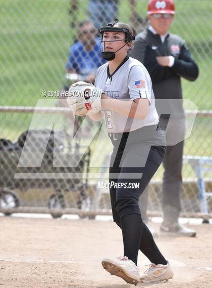 Thumbnail 3 in Mountain View vs. Mater Dei (Michelle Carew Classic) photogallery.