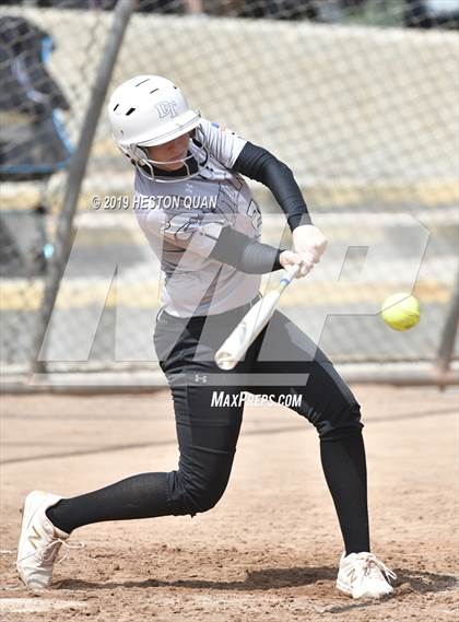 Thumbnail 3 in Mountain View vs. Mater Dei (Michelle Carew Classic) photogallery.