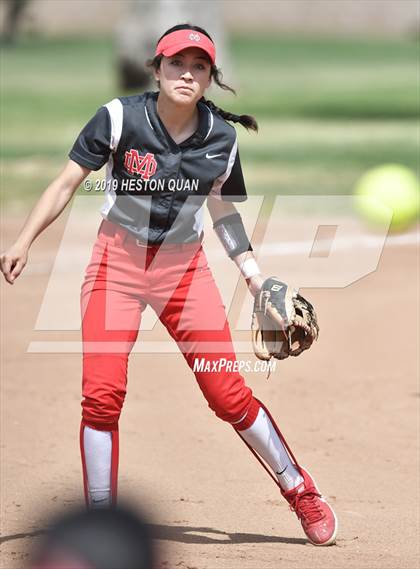 Thumbnail 2 in Mountain View vs. Mater Dei (Michelle Carew Classic) photogallery.