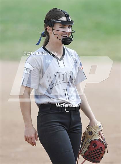 Thumbnail 1 in Mountain View vs. Mater Dei (Michelle Carew Classic) photogallery.
