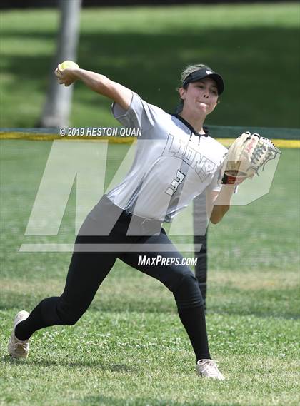 Thumbnail 2 in Mountain View vs. Mater Dei (Michelle Carew Classic) photogallery.