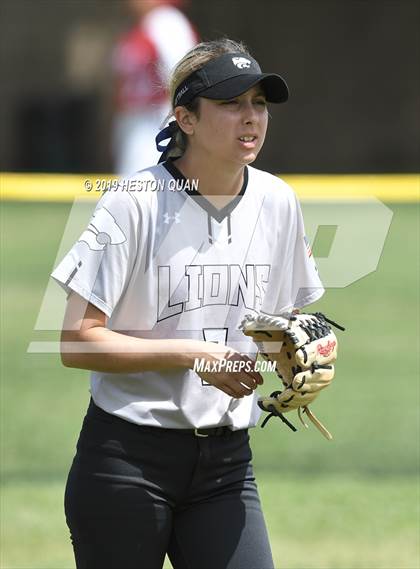 Thumbnail 2 in Mountain View vs. Mater Dei (Michelle Carew Classic) photogallery.