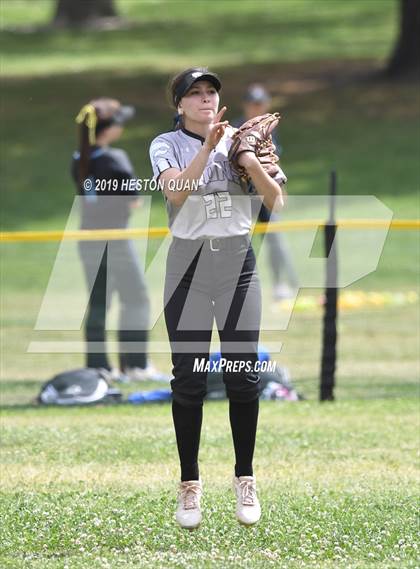 Thumbnail 2 in Mountain View vs. Mater Dei (Michelle Carew Classic) photogallery.