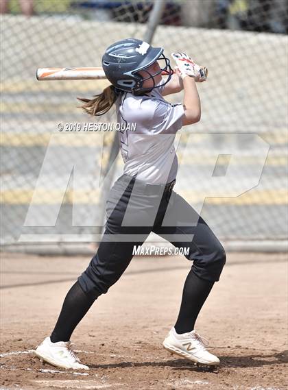 Thumbnail 1 in Mountain View vs. Mater Dei (Michelle Carew Classic) photogallery.