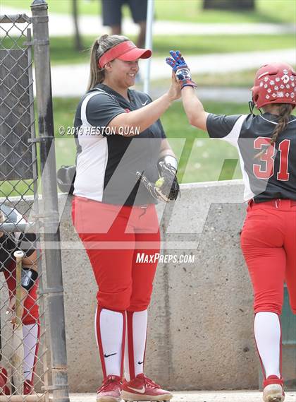 Thumbnail 3 in Mountain View vs. Mater Dei (Michelle Carew Classic) photogallery.
