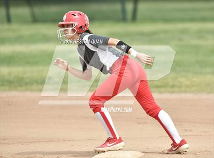 Thumbnail 1 in Mountain View vs. Mater Dei (Michelle Carew Classic) photogallery.