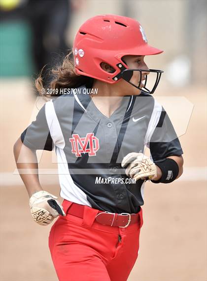 Thumbnail 1 in Mountain View vs. Mater Dei (Michelle Carew Classic) photogallery.