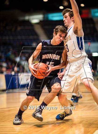 Thumbnail 3 in Monroe County vs Newport Central Catholic (All A Classic Championship) photogallery.
