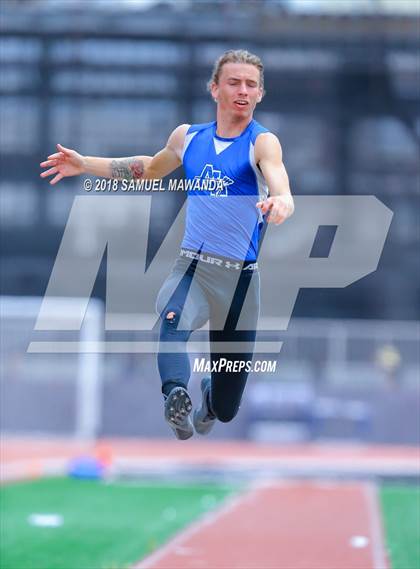 Thumbnail 1 in CIF SS Ford Track and Field Finals photogallery.