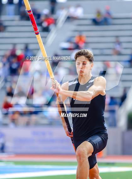 Thumbnail 1 in CIF SS Ford Track and Field Finals photogallery.