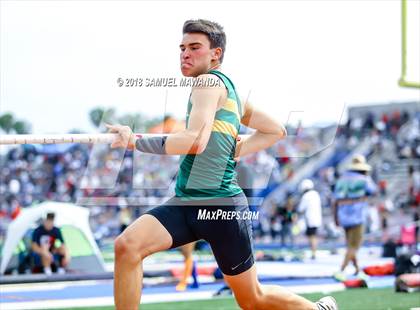 Thumbnail 3 in CIF SS Ford Track and Field Finals photogallery.