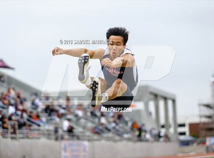 Thumbnail 1 in CIF SS Ford Track and Field Finals photogallery.