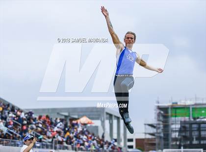 Thumbnail 3 in CIF SS Ford Track and Field Finals photogallery.
